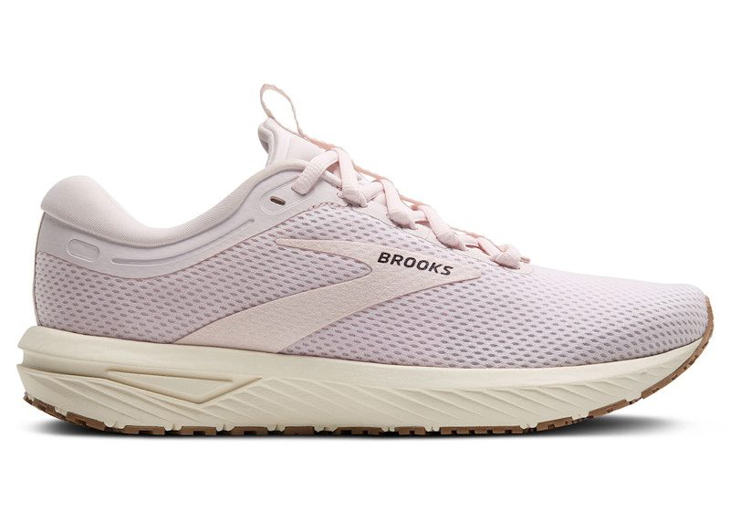 brooks-revel-7 120424-1B-590