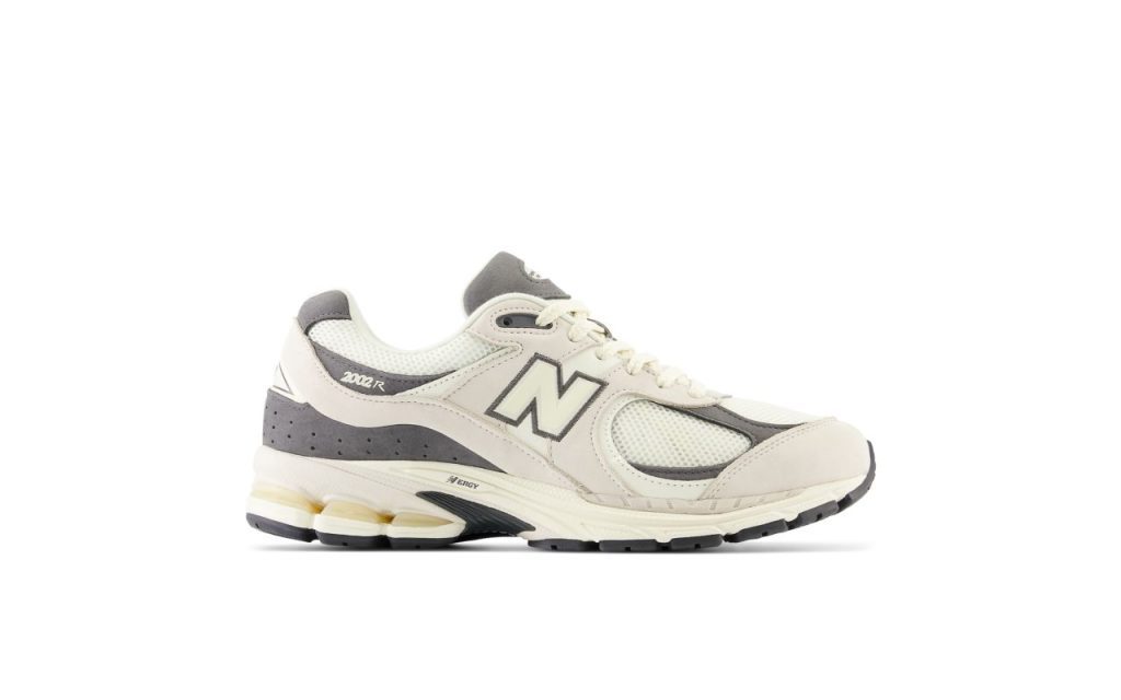 new-balance-2002r M2002RSP