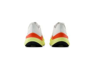 new-balance-fresh-foam-x-kaiha-road MKAIRRW1