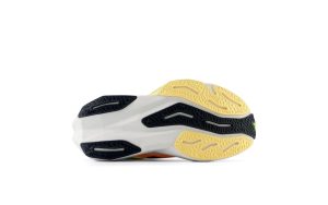 new-balance-fuelcell-rebel MFCXLL4