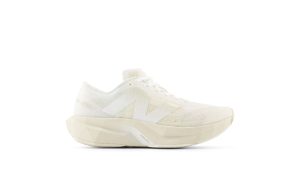 New Balance FuelCell Rebel v4 White Linen (WFCXLJ4)