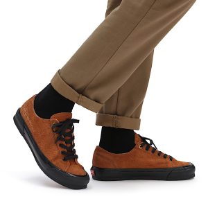 vans-style VN0A5DXWB5F1