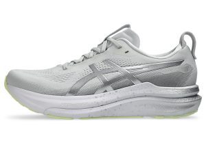 ASICS GEL-KAYANO 33 PLATINUM “Platinum / Glow Green” (1011C307-020)