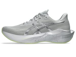 ASICS NOVABLAST 6 PLATINUM “Platinum / Glow Green” (1011C312-020)