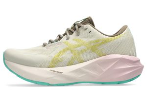 ASICS NOVABLAST 5 TR “Light Dust / Cacti” (1012B983-020)