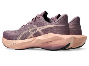asics-novablast 1012C008-500