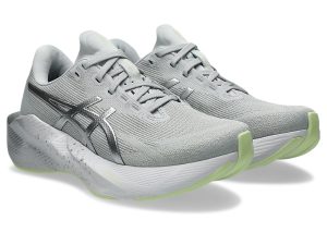 asics-novablast 1012C070-020