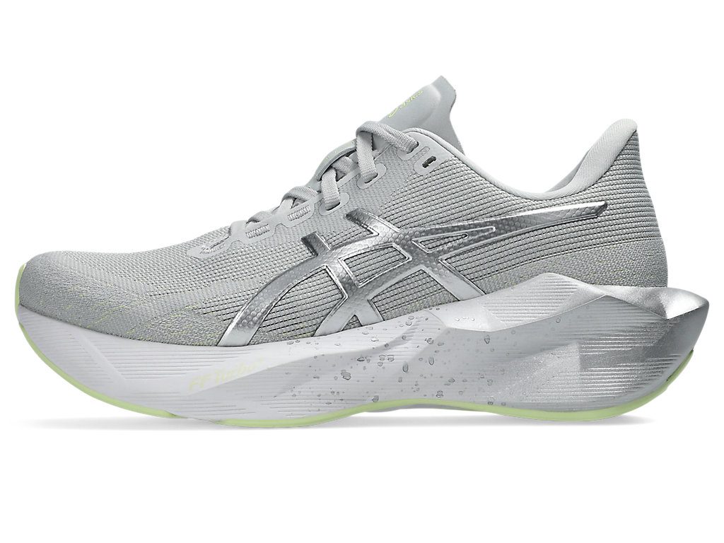 asics-novablast 1012C070-020