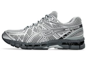 ASICS GEL-KAYANO 20 “Gravel / Pure Silver” (1203A388-020)