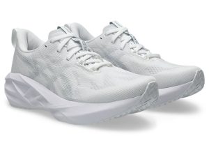 asics-novablast 1012B765-100