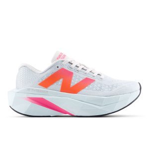 NEW BALANCE FuelCell SuperComp Trainer v3 “GLINT BLUE / DAYBREAK” (WRCX76E)