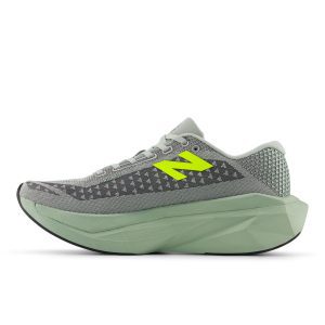 new-balance-fuelcell-supercomp MRCX25R