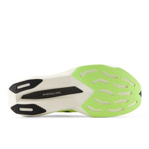new-balance-fuelcell MFCRR16D