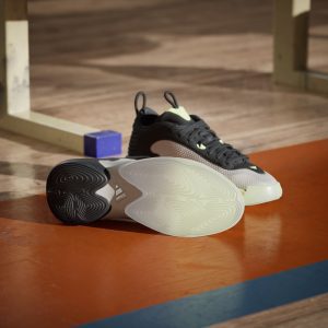 adidas-exhibit-select IG6620