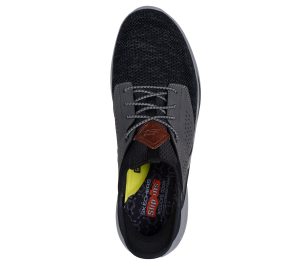 skechers-relaxed-fit 210889_BKGY