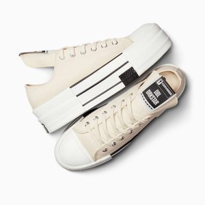 converse-chuck-taylor-all-star A04955C