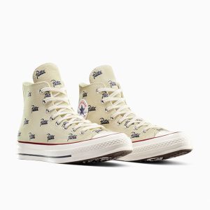 converse-chuck-taylor-all-star A12831C