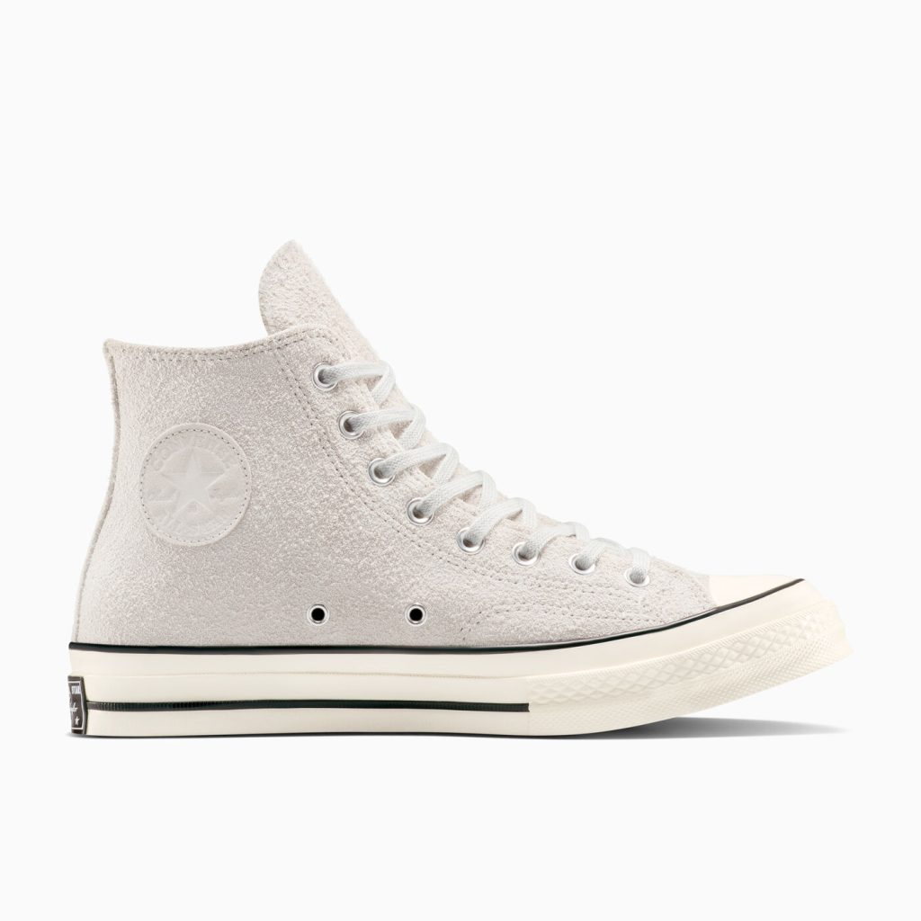 converse-chuck-taylor-all-star A15168C