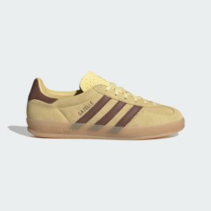 Adidas GAZELLE INDOOR SCHOENEN Almost Yellow / Preloved Brown / Gum (KI7136)