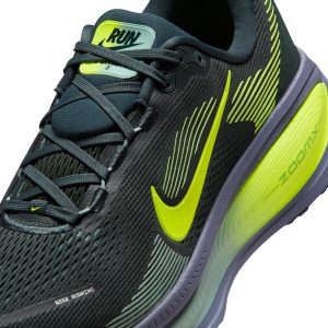 nike-vomero-18 HM6803-301