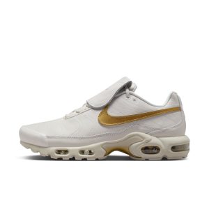Nike Air Max Plus Tiempo “Metallic Gold” (HV2541-001)