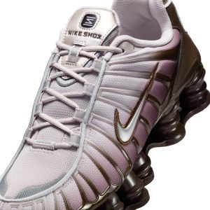 nike-shox IB7699-200