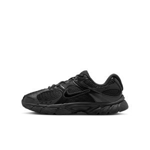 Nike V5 RNR GS “Triple Black” (HQ6411-002)