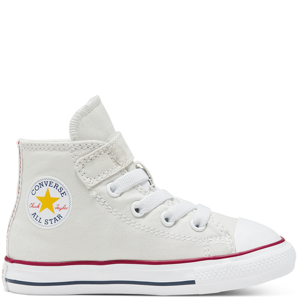 converse-chuck-taylor-all-star 766818C