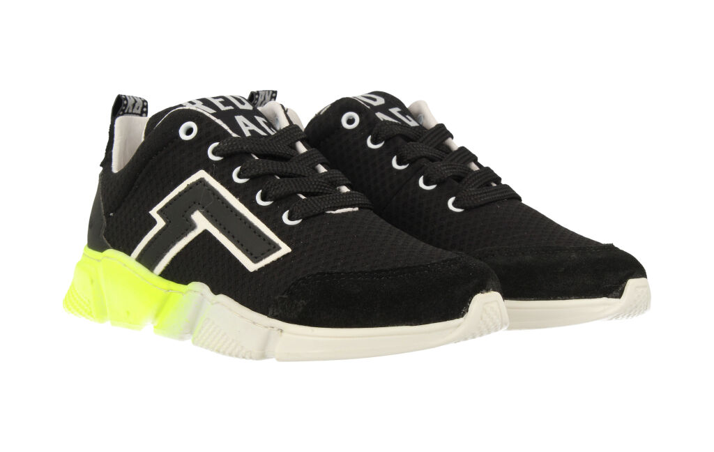 red-rag-sneaker 13165-920