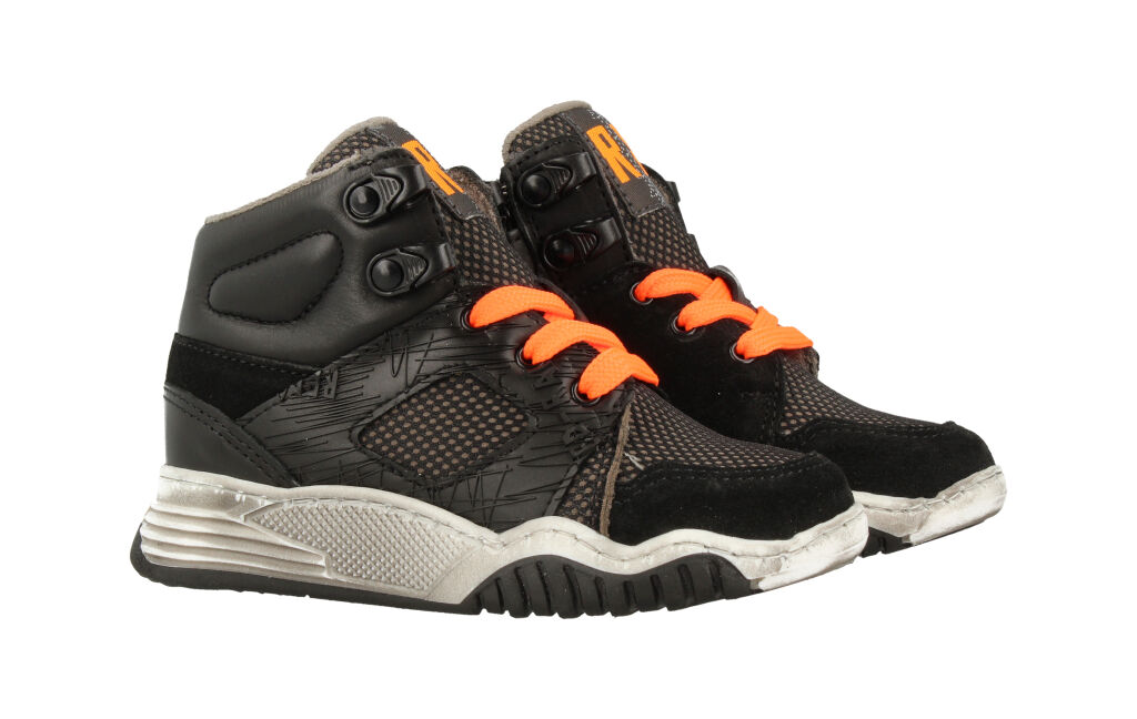 red-rag-sneaker 13367-829