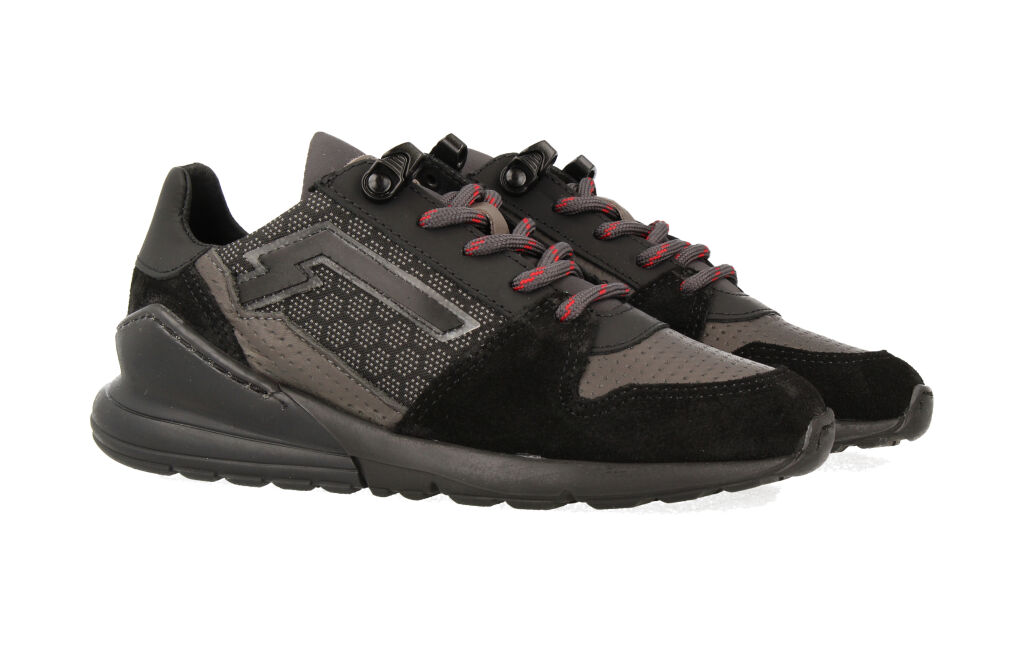 red-rag-sneaker 13399-839