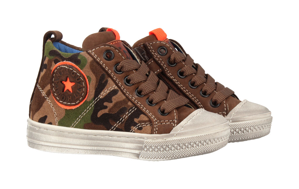 red-rag-sneaker 14015-739