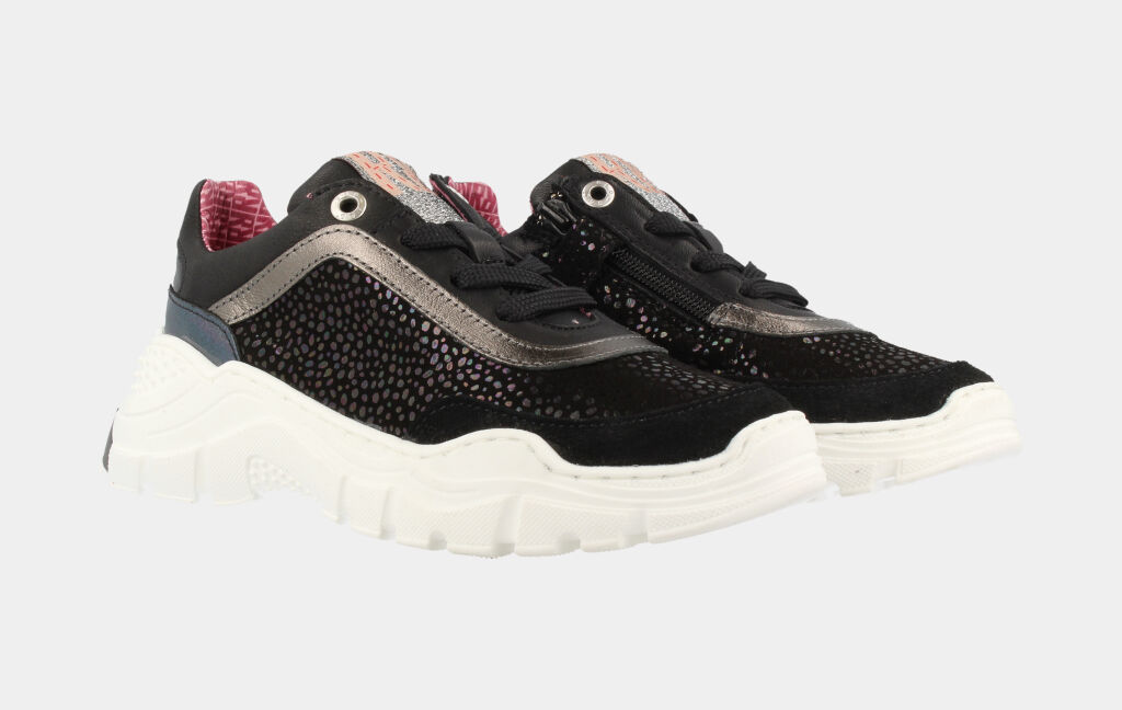 red-rag-sneaker 13032-999