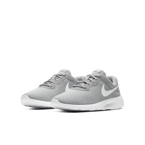 Nike Tanjun Zwart (818381-012)