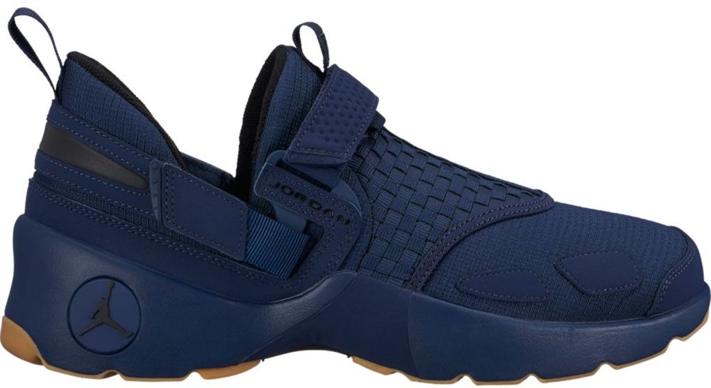 jordan-trunner 897992-401