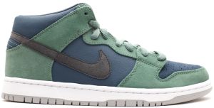 Nike SB Dunk Mid Nori