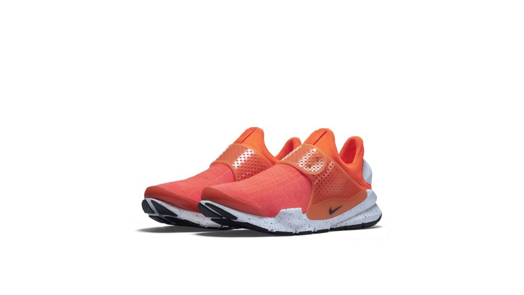 nike-sock-dart 833124-800