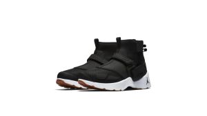 Jordan Trunner LX High Black