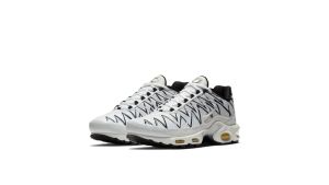 Nike Air Max Plus Shark (White)
