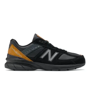 New Balance 990 No Vacancy Inn