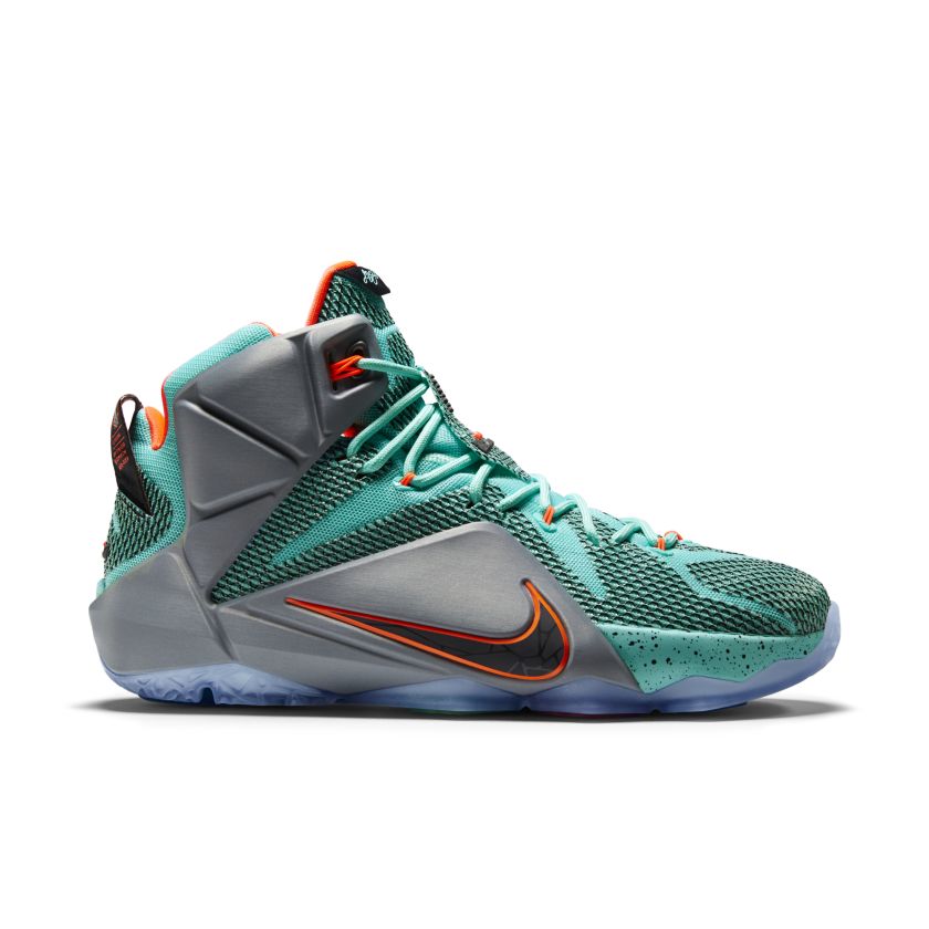 nike-lebron-12 684593-301