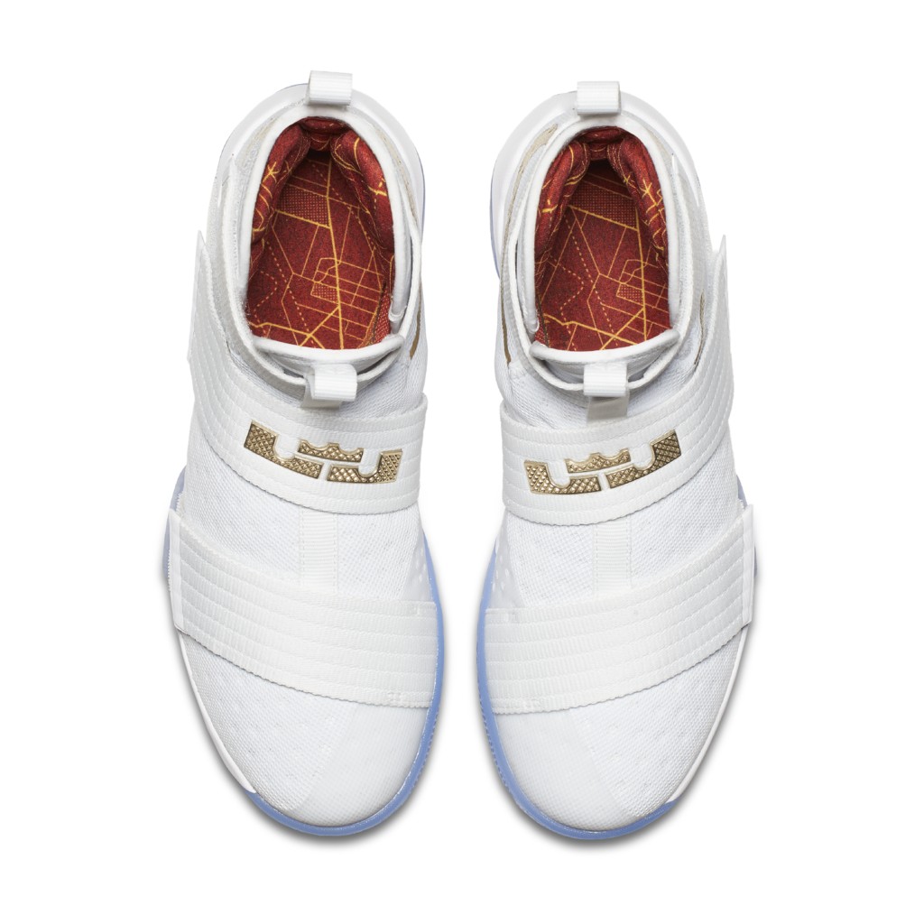 nike-lebron 925431-900