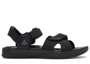 Nike ACG Air Deschutz Triple Black