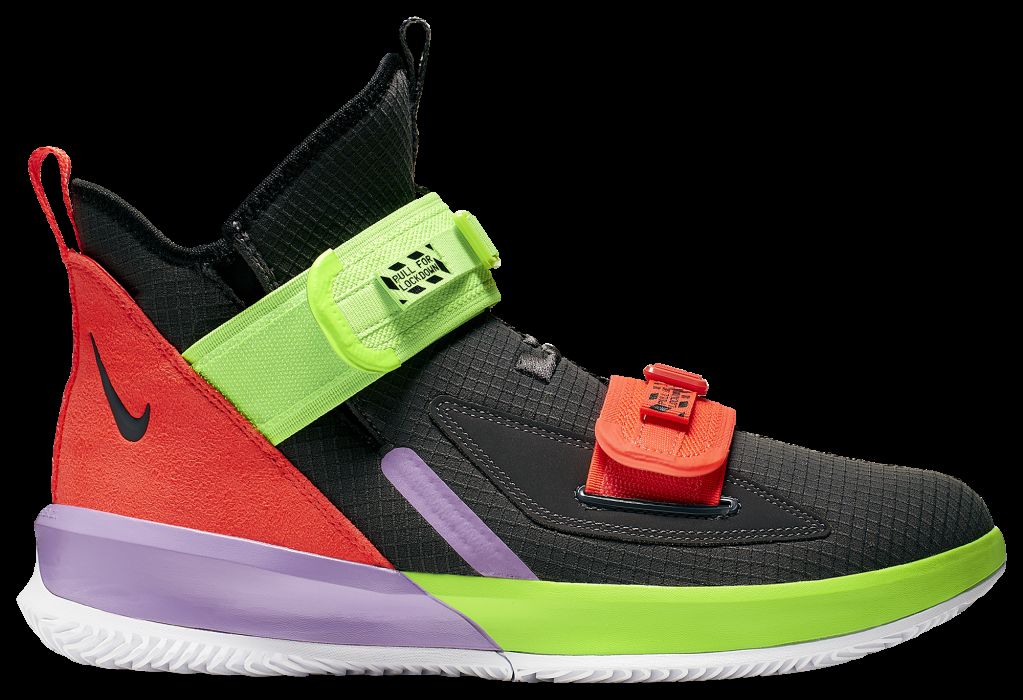nike-lebron-soldier-13 AR4225-002/AR4228-002
