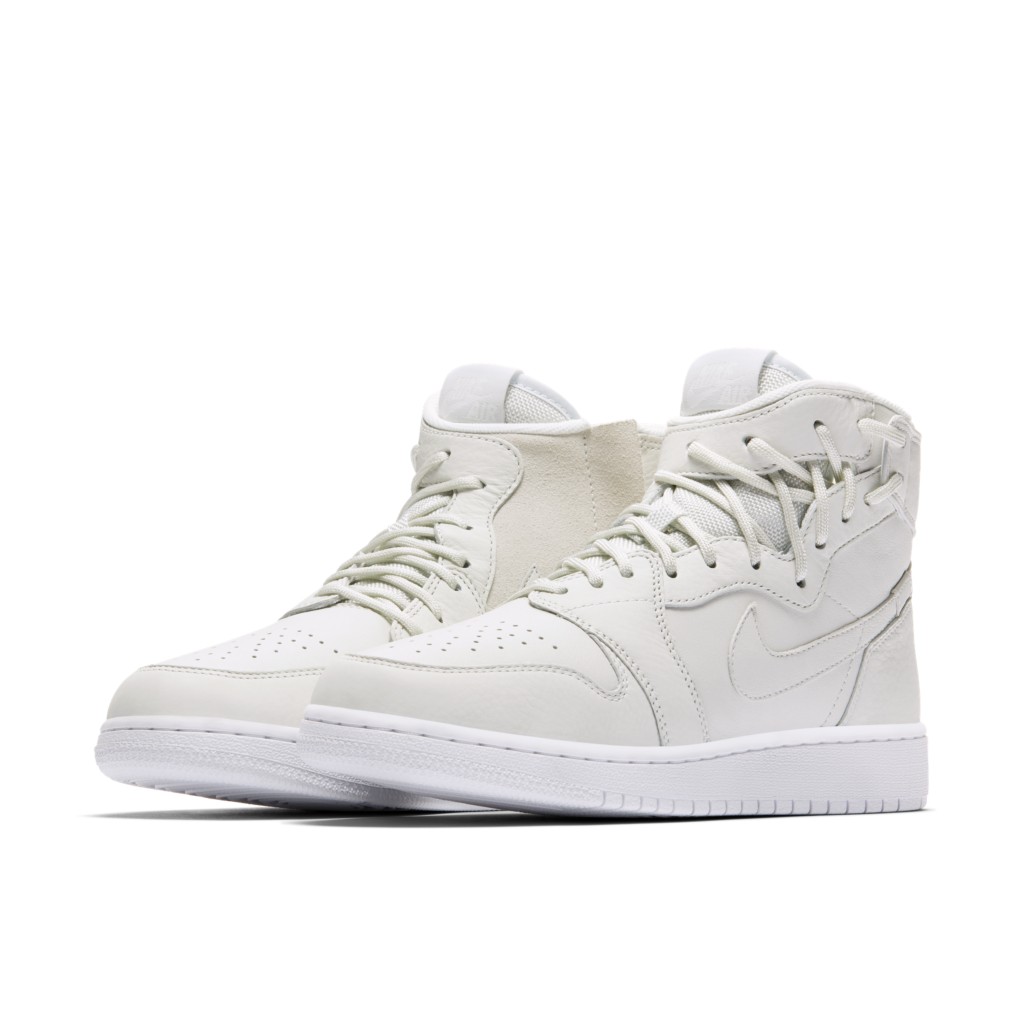 air-jordan-1 AO1530-100