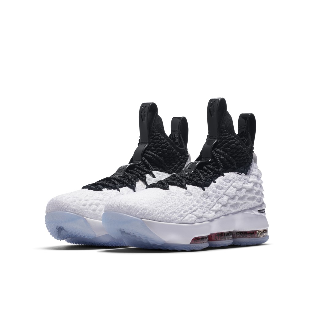 nike-lebron-15 AQ6176-100