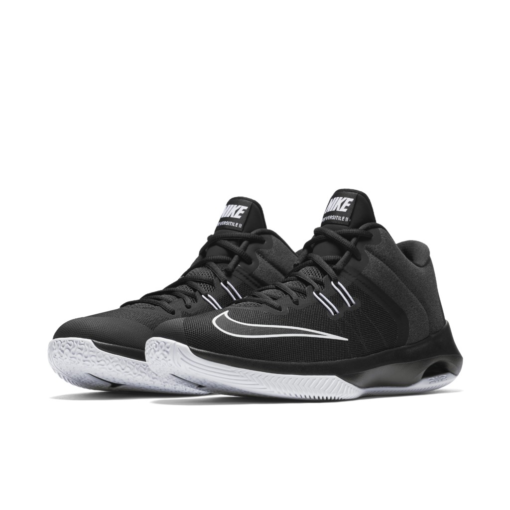 nike-air-versitile 921692-001