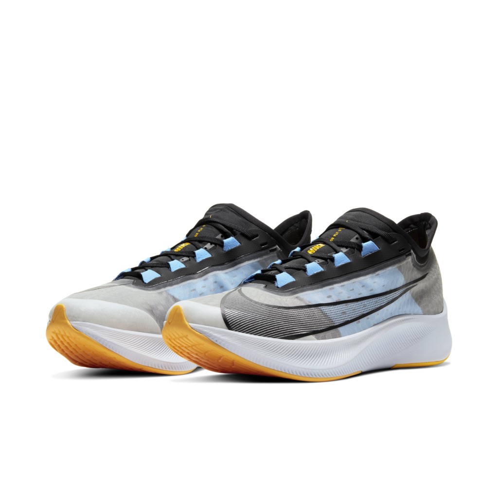 nike-zoom AT8240-102