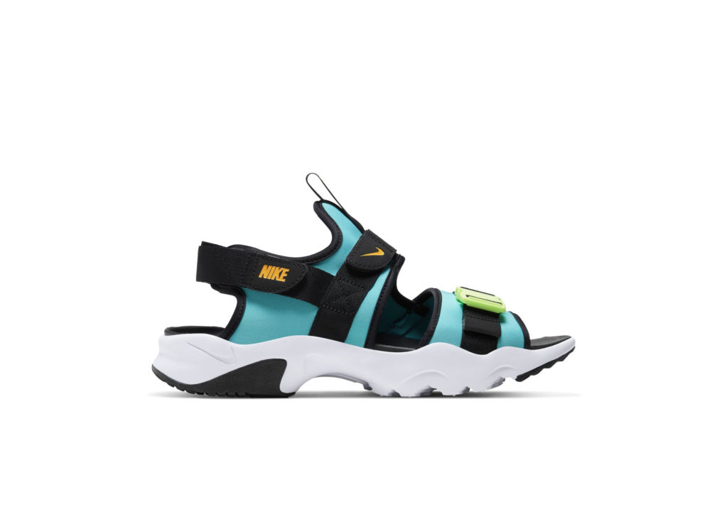 nike-canyon CW9704-300