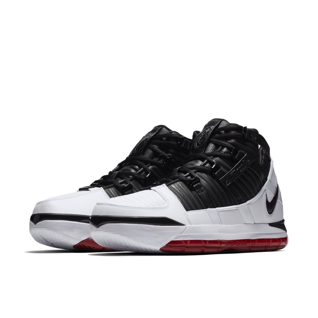 nike-lebron-3 AO2434-101